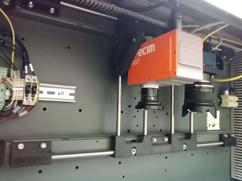 Specim FX17工业高光谱相机在纺织品分选的应用