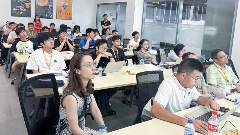 汽车材料耐候老化与光照测试技术培训现场照片3