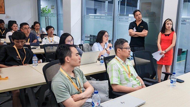 汽车材料耐候老化与光照测试技术培训现场照片2