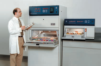 Q-SUN试验箱有台式和全尺寸两种机型