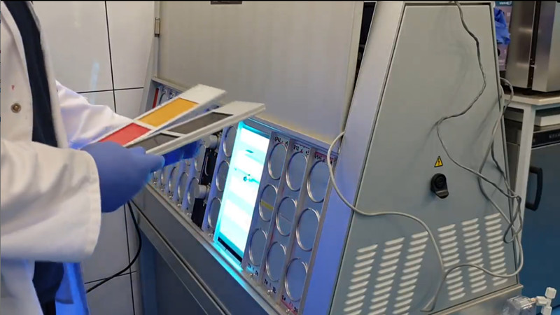 QUV紫外光照老化试验箱中测试ASTM D45487