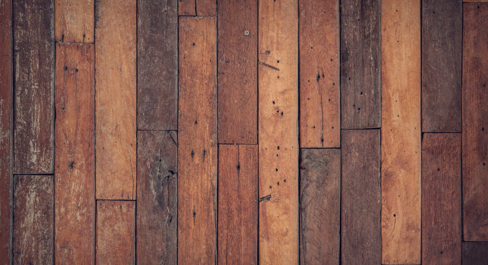 QUV加速老化对木材表面硬度、粗糙度、光泽度和色差的影响